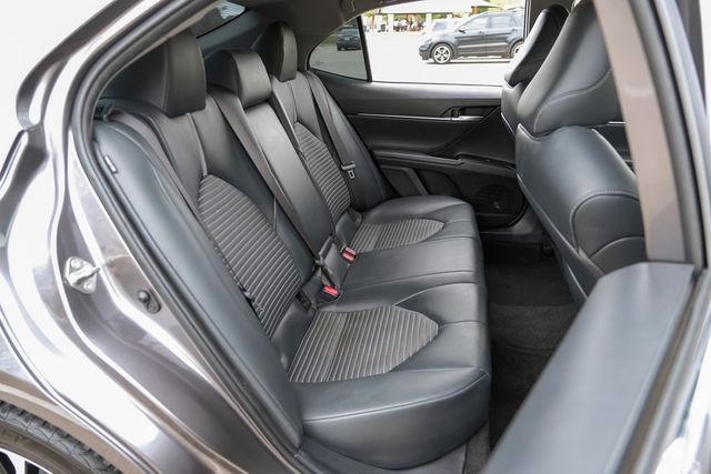 2019 Toyota Camry SE Partial Leather Sport Seats Apple Car Play BT 2019 Toyota Camry SE Partial Leather Sport Seats Apple Car Play BT