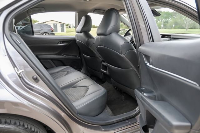 2019 Toyota Camry SE Partial Leather Sport Seats Apple Car Play BT 2019 Toyota Camry SE Partial Leather Sport Seats Apple Car Play BT