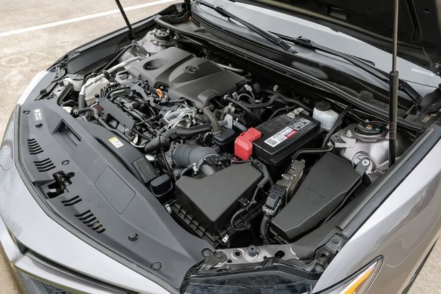 2019 Toyota Camry SE Partial Leather Sport Seats Apple Car Play BT 2019 Toyota Camry SE Partial Leather Sport Seats Apple Car Play BT