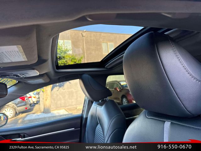 2019 Toyota Camry LE