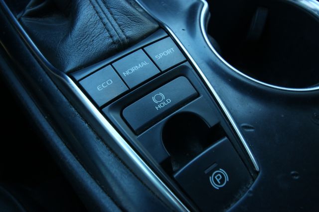 2019 Toyota Camry XLE | San Antonio, TX | R&L Certified Auto Group 2019 Toyota Camry XLE | San Antonio, TX | R&L Certified Auto Group