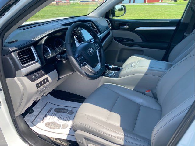 2019 Toyota Highlander XLE | Ephrata, PA | Pine Tree Motors 2019 Toyota Highlander XLE | Ephrata, PA | Pine Tree Motors