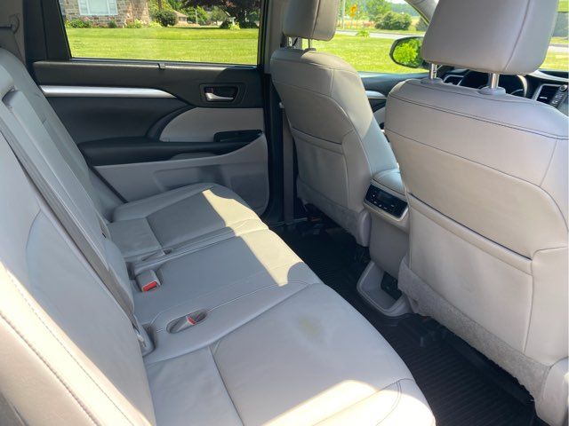 2019 Toyota Highlander XLE | Ephrata, PA | Pine Tree Motors 2019 Toyota Highlander XLE | Ephrata, PA | Pine Tree Motors