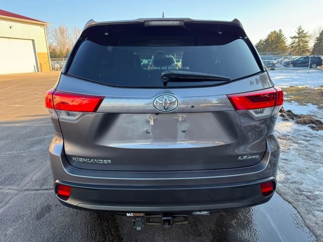 2019 Toyota Highlander LE