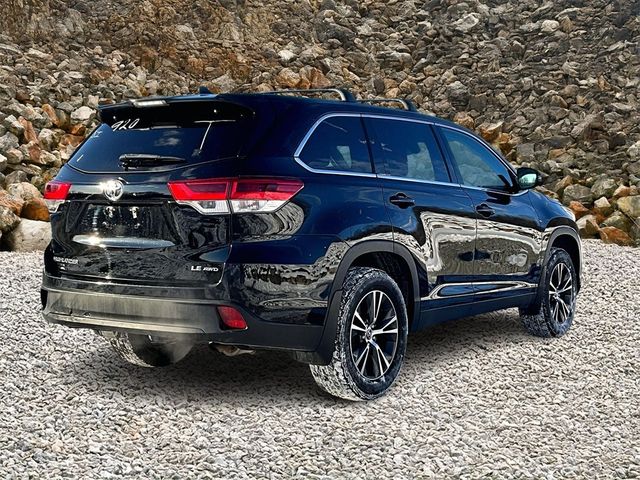 2019 Toyota Highlander LE