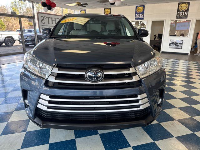 2019 Toyota Highlander XLE | Rome, GA | Knight's Car Store