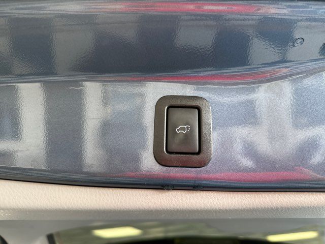 2019 Toyota Highlander XLE | Rome, GA | Knight's Car Store