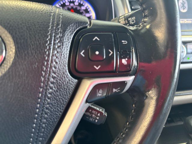 2019 Toyota Highlander XLE | Rome, GA | Knight's Car Store 2019 Toyota Highlander XLE | Rome, GA | Knight's Car Store