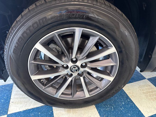 2019 Toyota Highlander XLE | Rome, GA | Knight's Car Store 2019 Toyota Highlander XLE | Rome, GA | Knight's Car Store