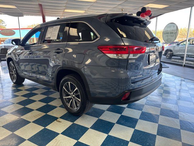 2019 Toyota Highlander XLE | Rome, GA | Knight's Car Store 2019 Toyota Highlander XLE | Rome, GA | Knight's Car Store