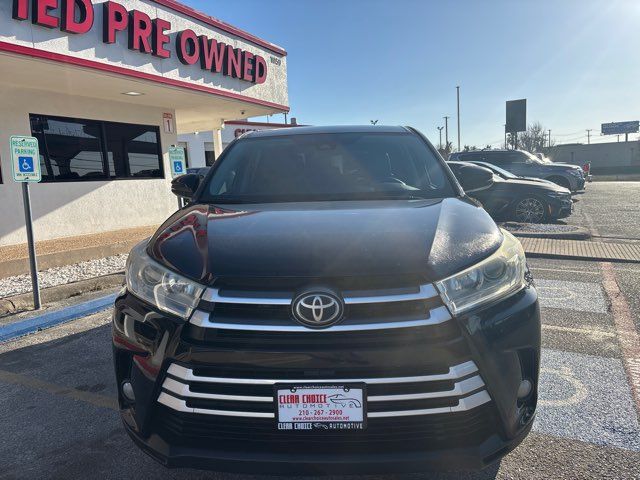 2019 Toyota Highlander LE Plus | San Antonio, TX | Clear Choice Automotive South