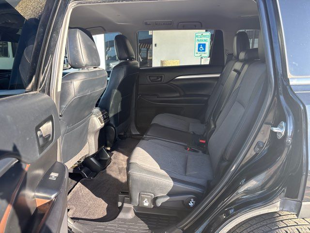 2019 Toyota Highlander LE Plus | San Antonio, TX | Clear Choice Automotive South 2019 Toyota Highlander LE Plus | San Antonio, TX | Clear Choice Automotive South