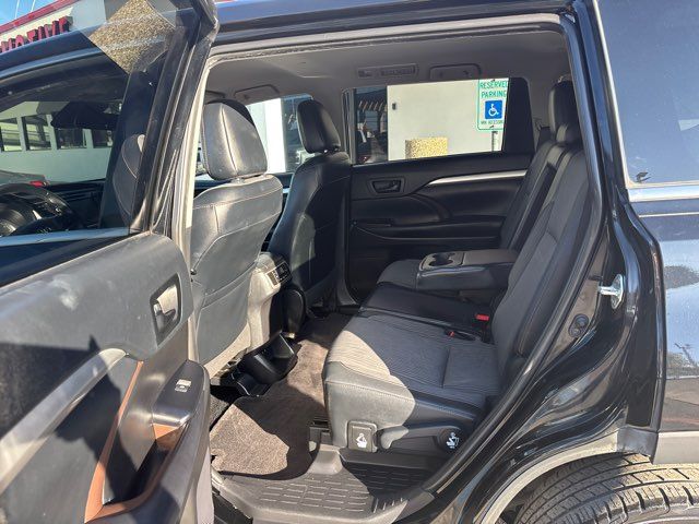 2019 Toyota Highlander LE Plus | San Antonio, TX | Clear Choice Automotive South