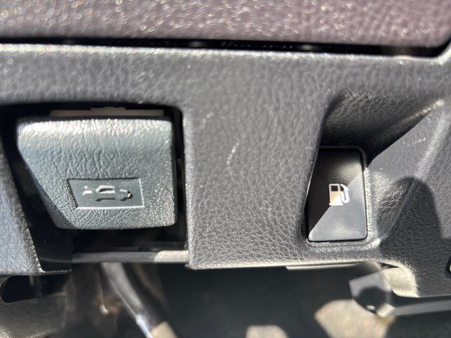 2019 Toyota Highlander LE Plus | San Antonio, TX | Clear Choice Automotive South 2019 Toyota Highlander LE Plus | San Antonio, TX | Clear Choice Automotive South