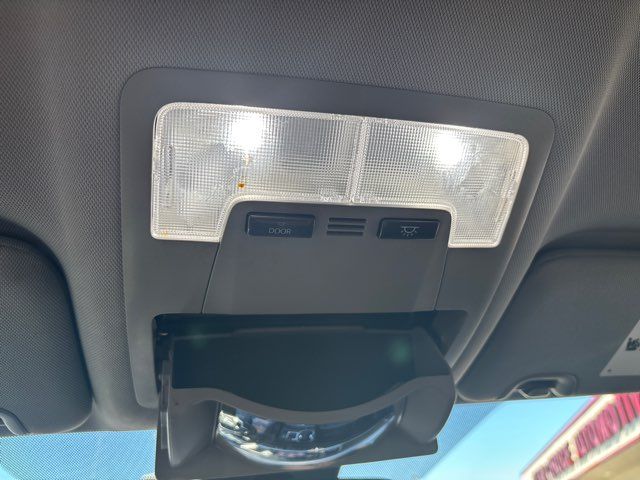 2019 Toyota Highlander LE Plus | San Antonio, TX | Clear Choice Automotive South