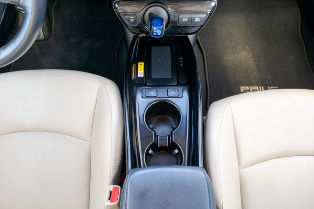 2019 Toyota Prius XLE AWD-e | Great Falls, Montana | Bleskin Motor Company 