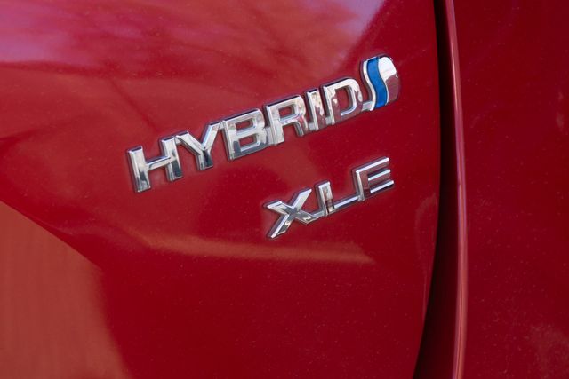 2019 Toyota Prius XLE AWD-e | Great Falls, Montana | Bleskin Motor Company 2019 Toyota Prius XLE AWD-e | Great Falls, Montana | Bleskin Motor Company