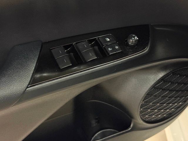 2019 Toyota Prius L Eco 4dr Hatchback | Houston, TX | Houston Auto Credit 2019 Toyota Prius L Eco 4dr Hatchback | Houston, TX | Houston Auto Credit