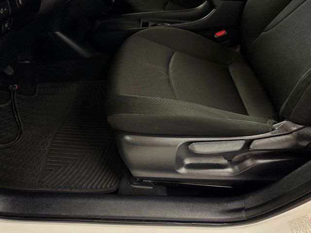 2019 Toyota Prius L Eco 4dr Hatchback | Houston, TX | Houston Auto Credit 2019 Toyota Prius L Eco 4dr Hatchback | Houston, TX | Houston Auto Credit