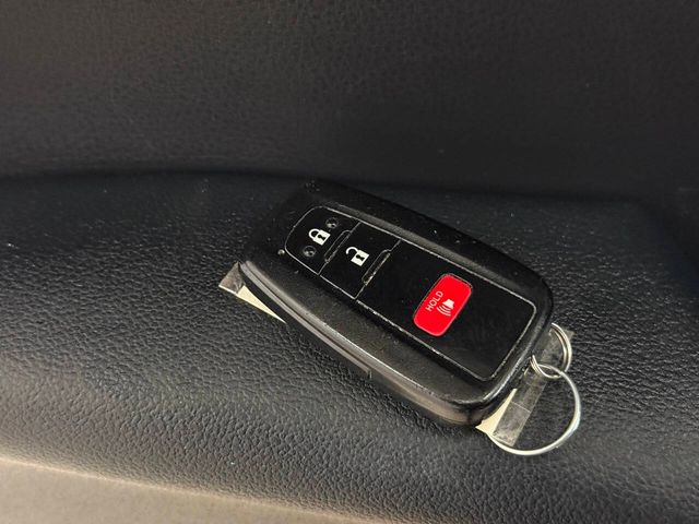 2019 Toyota Prius L Eco 4dr Hatchback | Houston, TX | Houston Auto Credit 2019 Toyota Prius L Eco 4dr Hatchback | Houston, TX | Houston Auto Credit