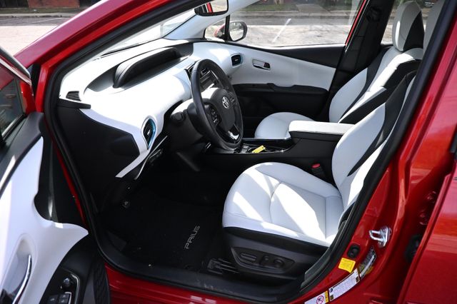 2019 Toyota Prius XLE