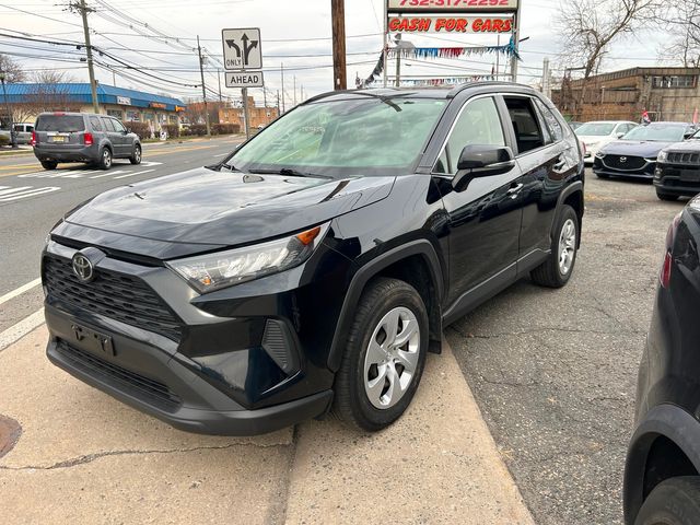 2019 Toyota RAV4 LE