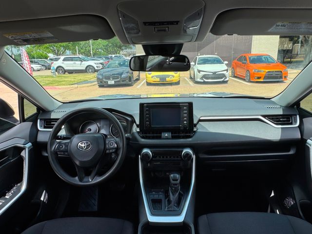 2019 Toyota RAV4 LE | Plano, TX | Schneck Motor Company