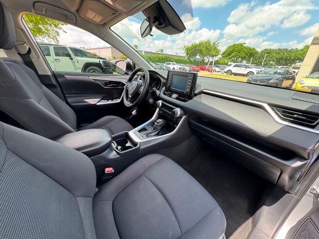 2019 Toyota RAV4 LE | Plano, TX | Schneck Motor Company