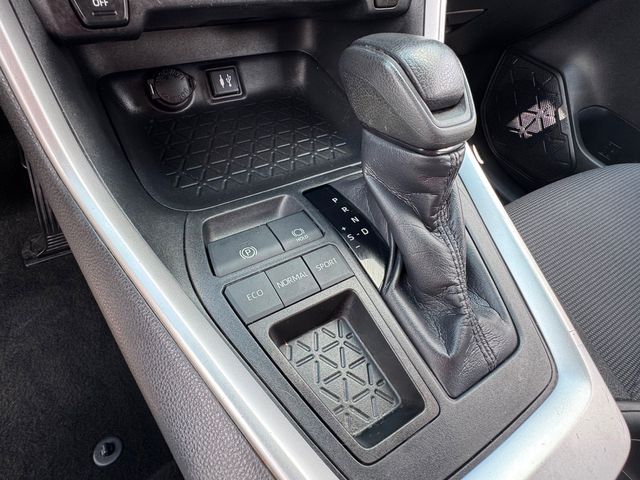 2019 Toyota RAV4 LE | Plano, TX | Schneck Motor Company 2019 Toyota RAV4 LE | Plano, TX | Schneck Motor Company