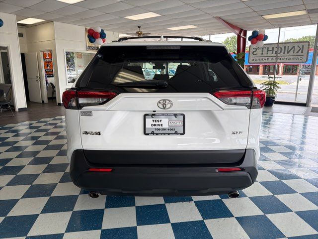 2019 Toyota RAV4 XLE | Rome, GA | Knight's Car Store 2019 Toyota RAV4 XLE | Rome, GA | Knight's Car Store