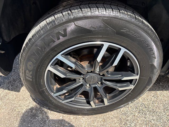 2019 Toyota RAV4 XLE | San Antonio, TX | Clear Choice Automotive South