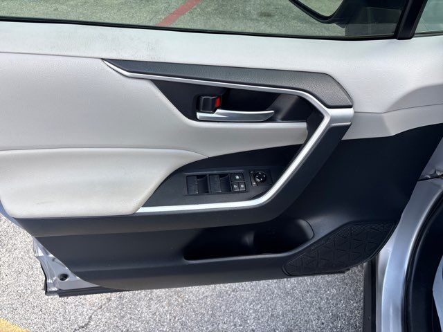 2019 Toyota RAV4 XLE | San Antonio, TX | Clear Choice Automotive South
