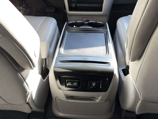 2019 Toyota Sienna XLE 8-Passenger | Alpharetta, GA | Star Motors 2019 Toyota Sienna XLE 8-Passenger | Alpharetta, GA | Star Motors