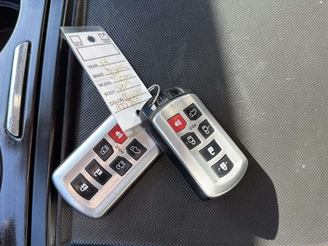 2019 Toyota Sienna XLE 8-Passenger | Alpharetta, GA | Star Motors 2019 Toyota Sienna XLE 8-Passenger | Alpharetta, GA | Star Motors