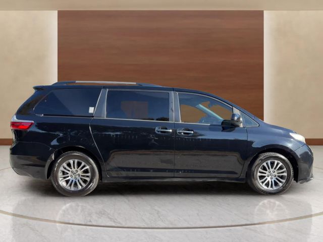 2019 Toyota Sienna XLE 8-Passenger | Alpharetta, GA | Star Motors 2019 Toyota Sienna XLE 8-Passenger | Alpharetta, GA | Star Motors