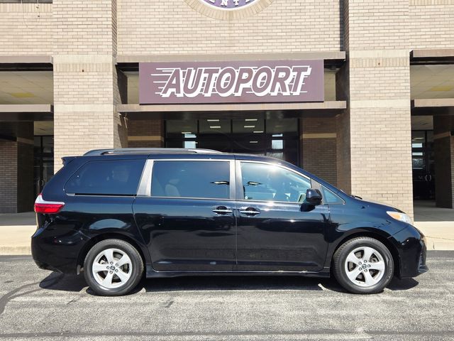 2019 Toyota Sienna LE | Ellisville, MO | AutoPort 2019 Toyota Sienna LE | Ellisville, MO | AutoPort