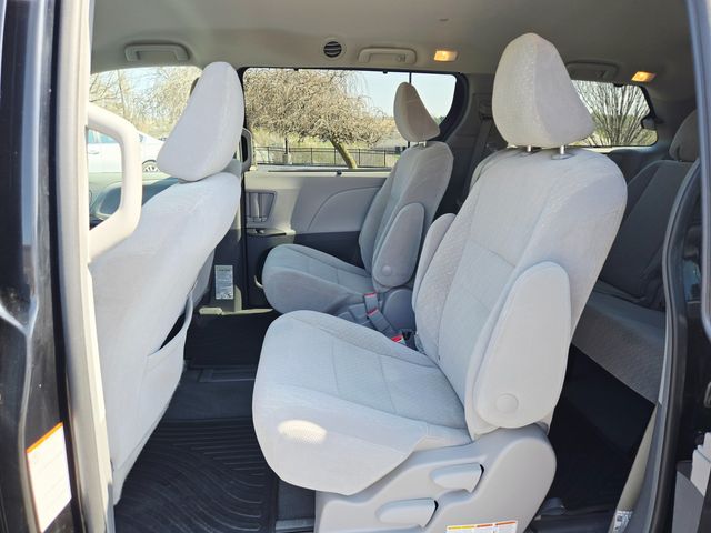 2019 Toyota Sienna LE | Ellisville, MO | AutoPort 2019 Toyota Sienna LE | Ellisville, MO | AutoPort