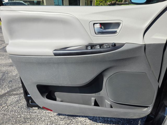 2019 Toyota Sienna LE | Ellisville, MO | AutoPort 2019 Toyota Sienna LE | Ellisville, MO | AutoPort