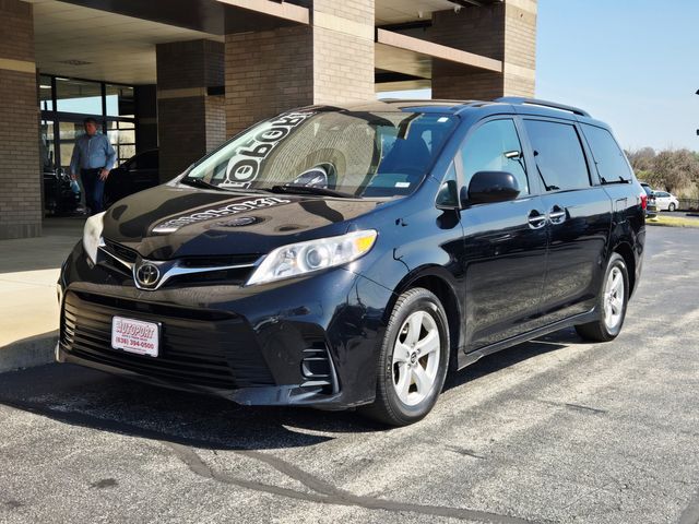 2019 Toyota Sienna LE | Ellisville, MO | AutoPort 2019 Toyota Sienna LE | Ellisville, MO | AutoPort