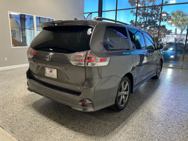 2019 Toyota Sienna SE Premium 8-Passenger | Longwood, FL | Millenia Motors 2019 Toyota Sienna SE Premium 8-Passenger | Longwood, FL | Millenia Motors