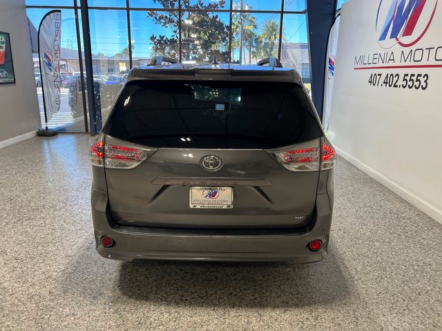 2019 Toyota Sienna SE Premium 8-Passenger | Longwood, FL | Millenia Motors