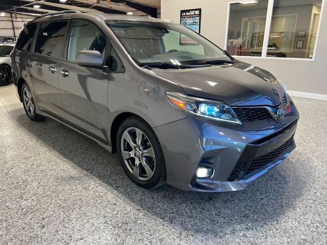 2019 Toyota Sienna SE Premium 8-Passenger | Longwood, FL | Millenia Motors