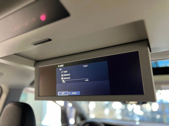 2019 Toyota Sienna SE Premium 8-Passenger | Longwood, FL | Millenia Motors 2019 Toyota Sienna SE Premium 8-Passenger | Longwood, FL | Millenia Motors