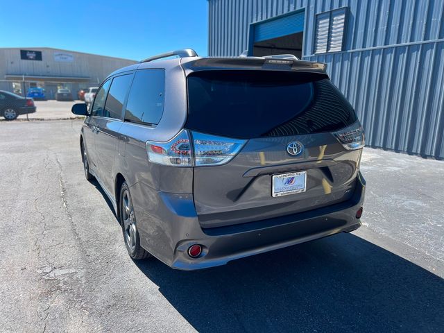 2019 Toyota Sienna SE Premium 8-Passenger | Longwood, FL | Millenia Motors 2019 Toyota Sienna SE Premium 8-Passenger | Longwood, FL | Millenia Motors