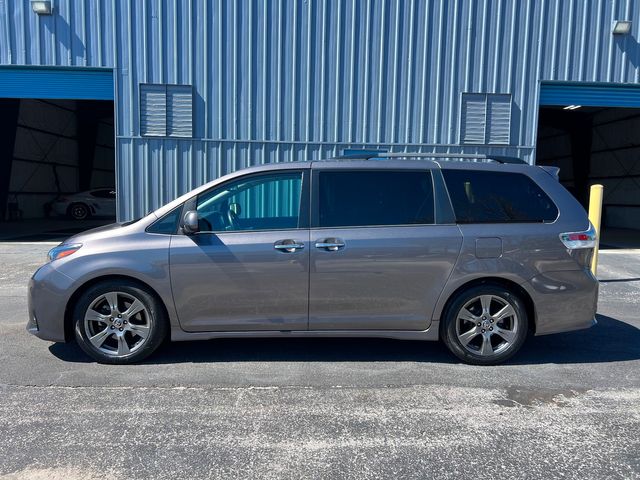 2019 Toyota Sienna SE Premium 8-Passenger | Longwood, FL | Millenia Motors 2019 Toyota Sienna SE Premium 8-Passenger | Longwood, FL | Millenia Motors
