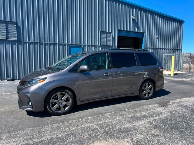 2019 Toyota Sienna SE Premium 8-Passenger | Longwood, FL | Millenia Motors