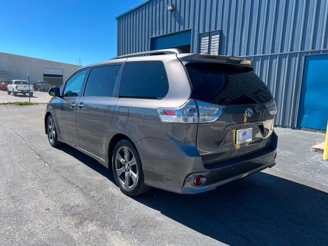 2019 Toyota Sienna SE Premium 8-Passenger | Longwood, FL | Millenia Motors