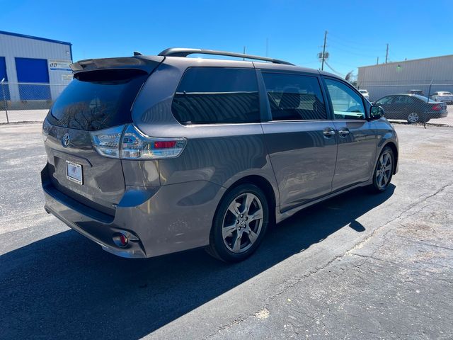 2019 Toyota Sienna SE Premium 8-Passenger | Longwood, FL | Millenia Motors 2019 Toyota Sienna SE Premium 8-Passenger | Longwood, FL | Millenia Motors