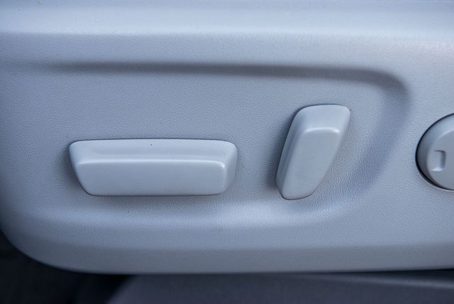 2019 Toyota Sienna XLE 8-Passenger | Van Nuys, CA | Stellar Auto INC.