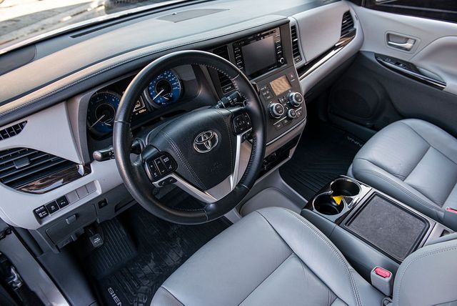 2019 Toyota Sienna XLE 8-Passenger | Van Nuys, CA | Stellar Auto INC.